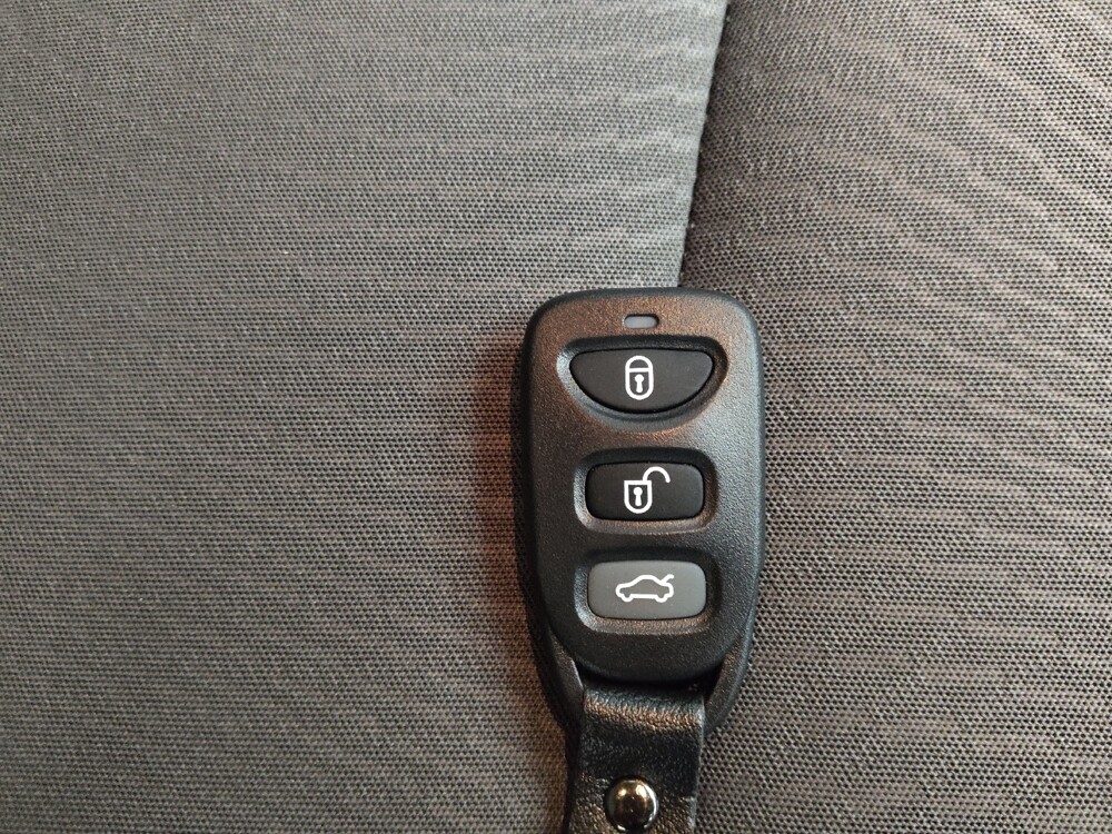 2016 Hyundai Elantra in Midlothian, IL 60445 - 18114167 32