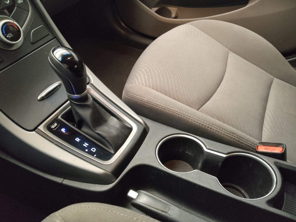 2016 Hyundai Elantra in Midlothian, IL 60445 - 18114167 26