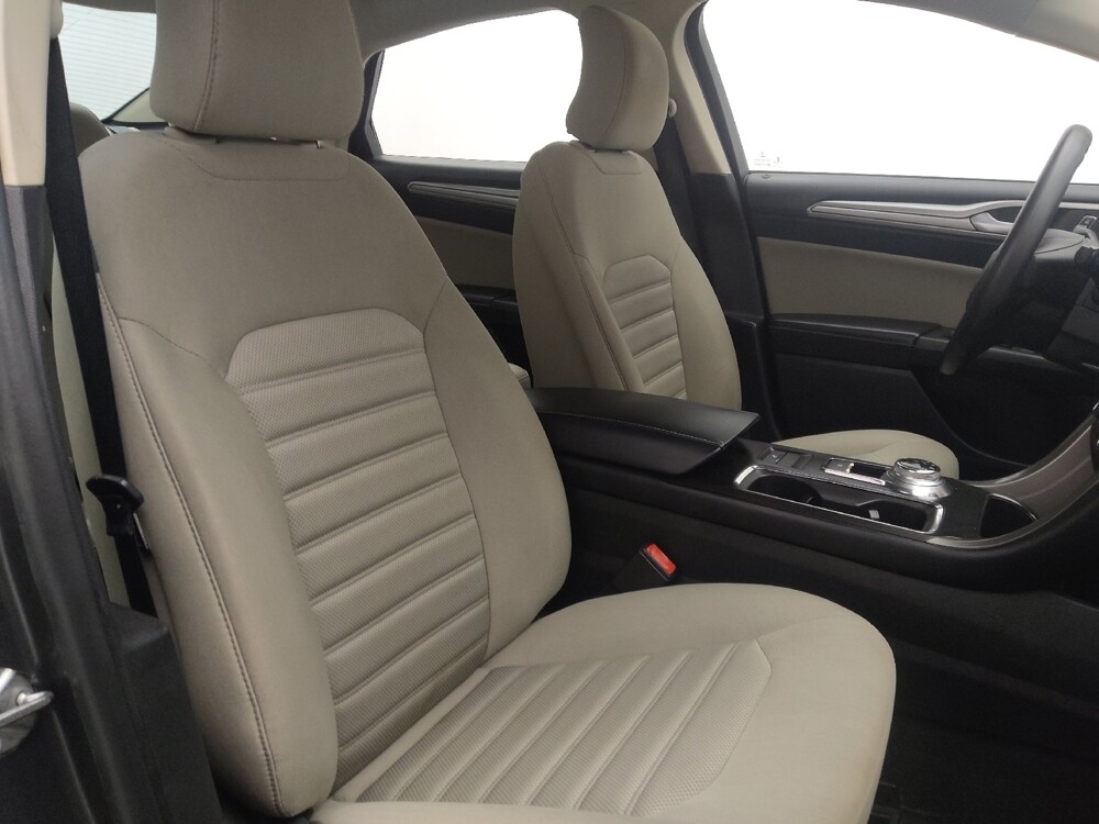 2018 Ford Fusion in Gainesville, FL 32609 - 18114182 21