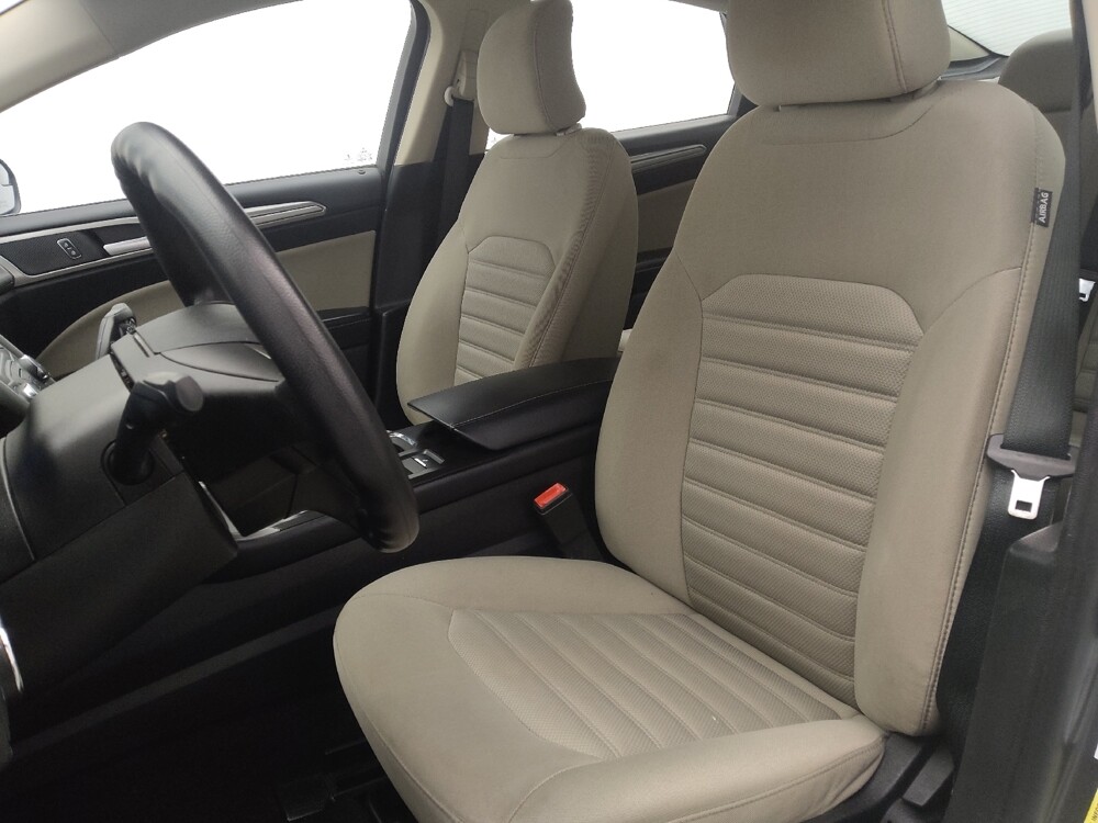 2018 Ford Fusion in Gainesville, FL 32609 - 18114182 17