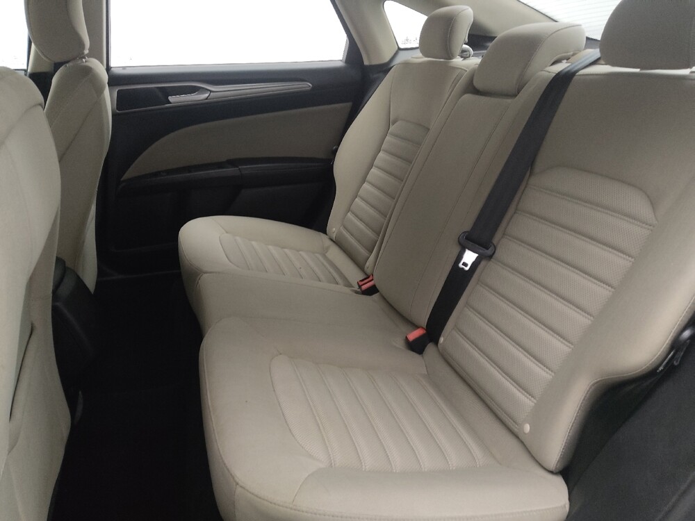 2018 Ford Fusion in Gainesville, FL 32609 - 18114182 18