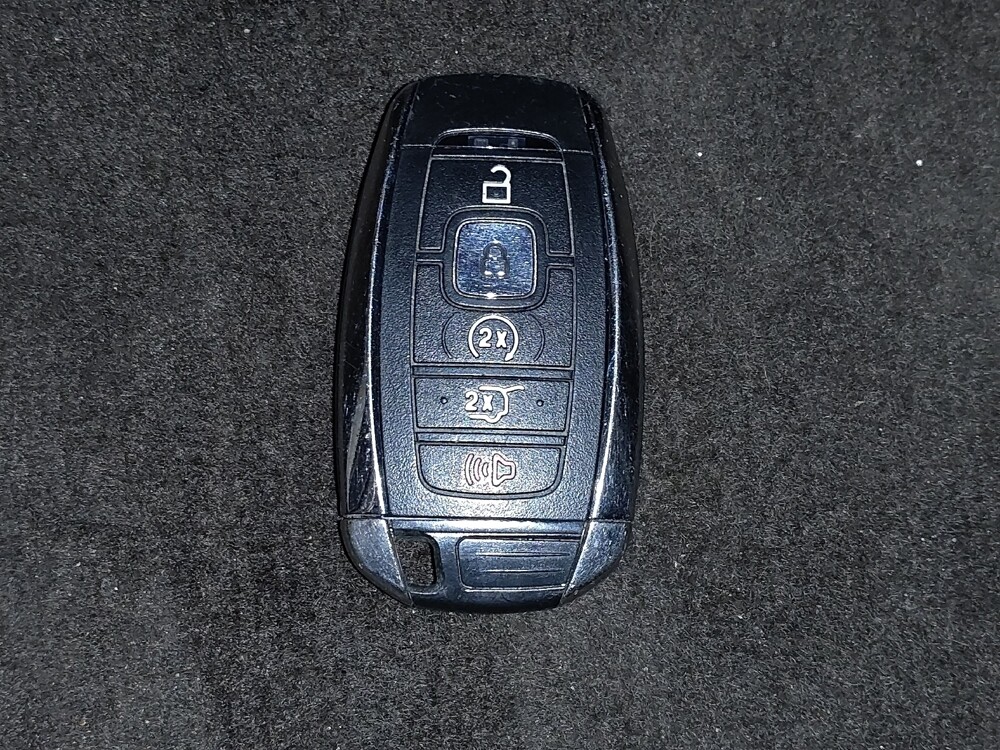 2017 Lincoln Continental in Salem, VA 24153 - 18114189 32