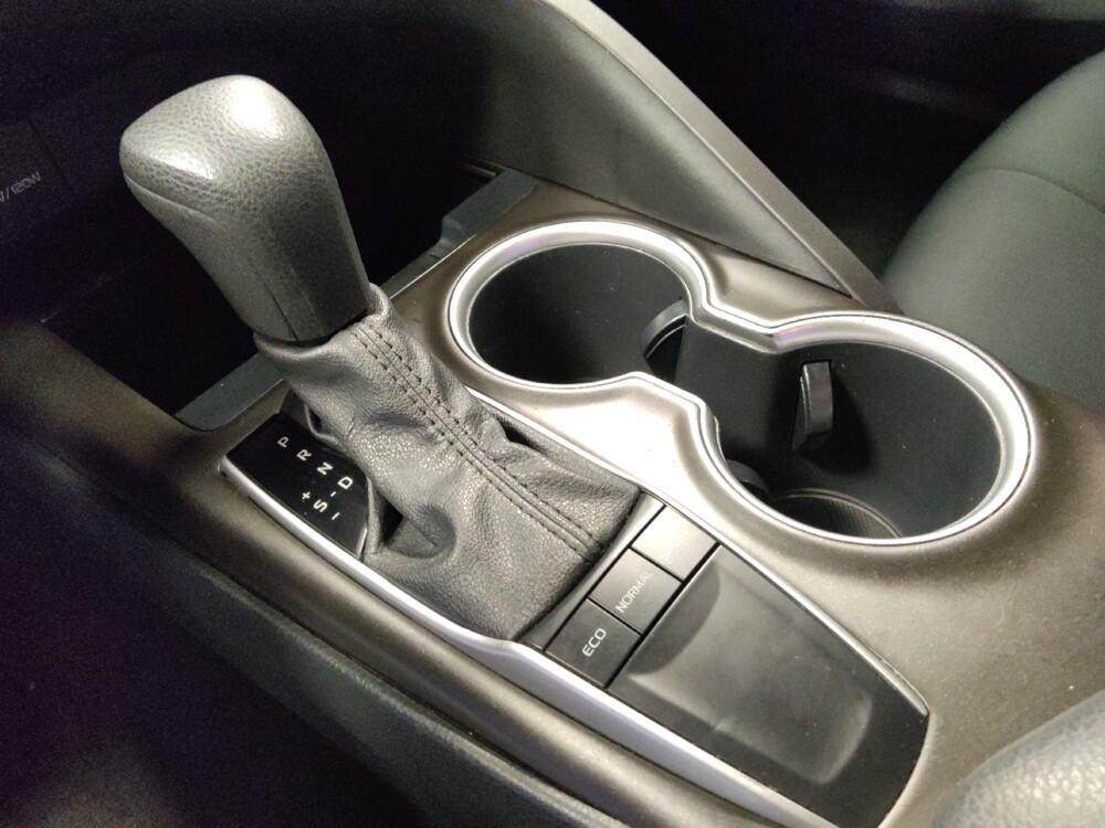 2022 Toyota Camry in Phoenix, AZ 85015 - 18114197 26