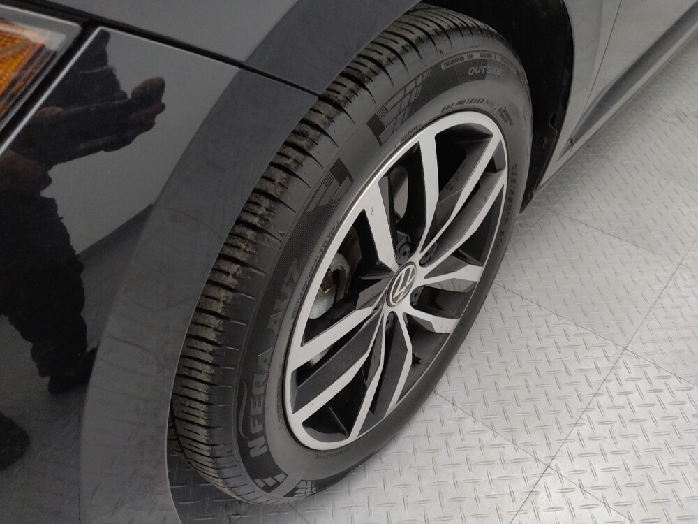 2025 Volkswagen Jetta in Independence, MO 64055 - 18114200 31