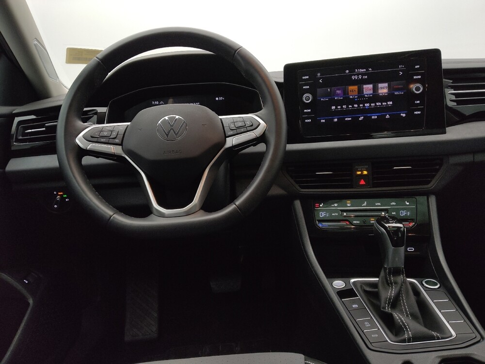 2025 Volkswagen Jetta in Independence, MO 64055 - 18114200 22