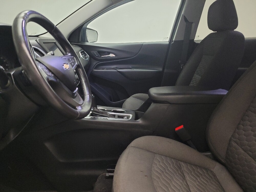 2020 Chevrolet Equinox in Taylor, MI 48180 - 18114205 17