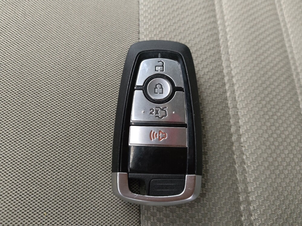 2018 Ford Fusion in Independence, MO 64055 - 18114209 32