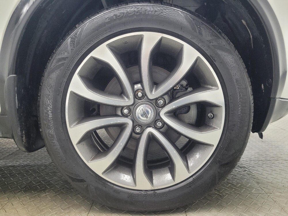 2017 Nissan Juke in Ft Wayne, IN 46805 - 18114210 31