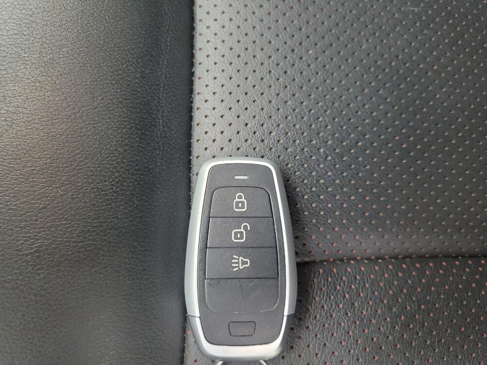 2017 Nissan Juke in Ft Wayne, IN 46805 - 18114210 32