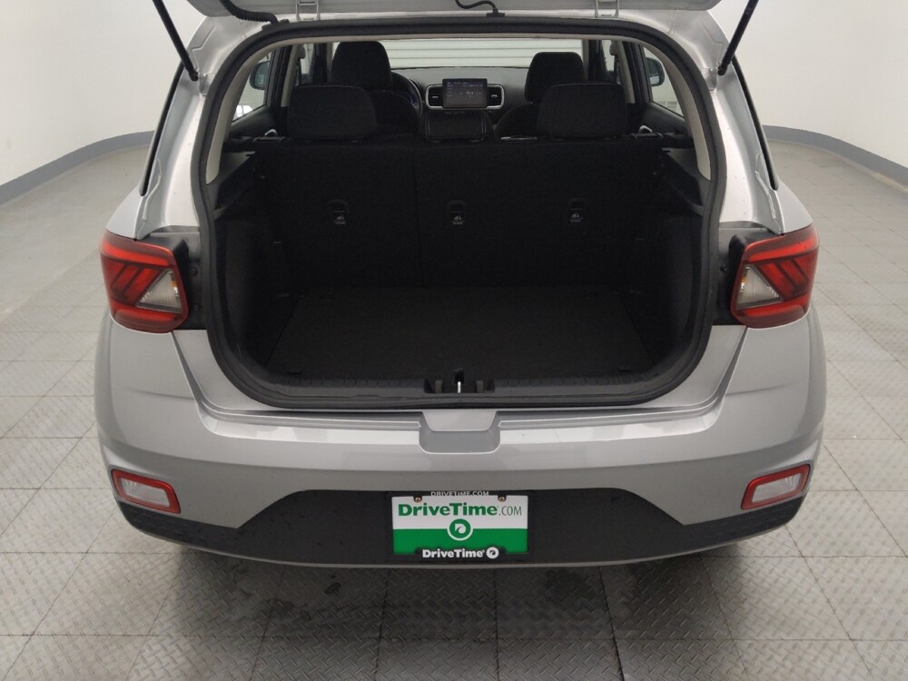 2025 Hyundai Venue in Houston, TX 77060 - 18114216 29