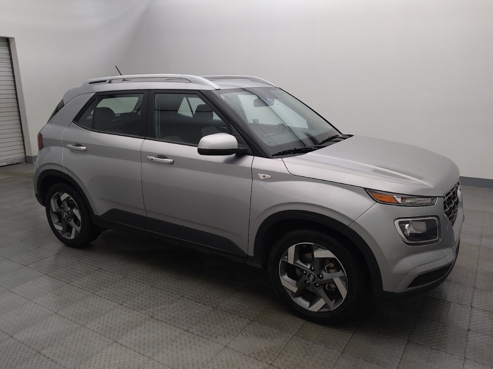 2025 Hyundai Venue in Houston, TX 77060 - 18114216 11