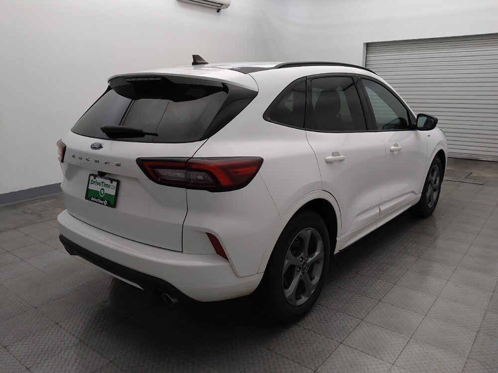 2023 Ford Escape in Houston, TX 77074 - 18114220 9