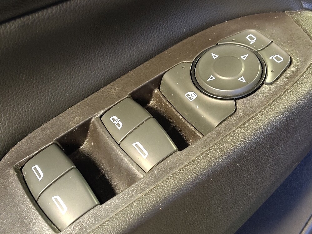 2019 Chevrolet Equinox in Houston, TX 77060 - 18114221 27