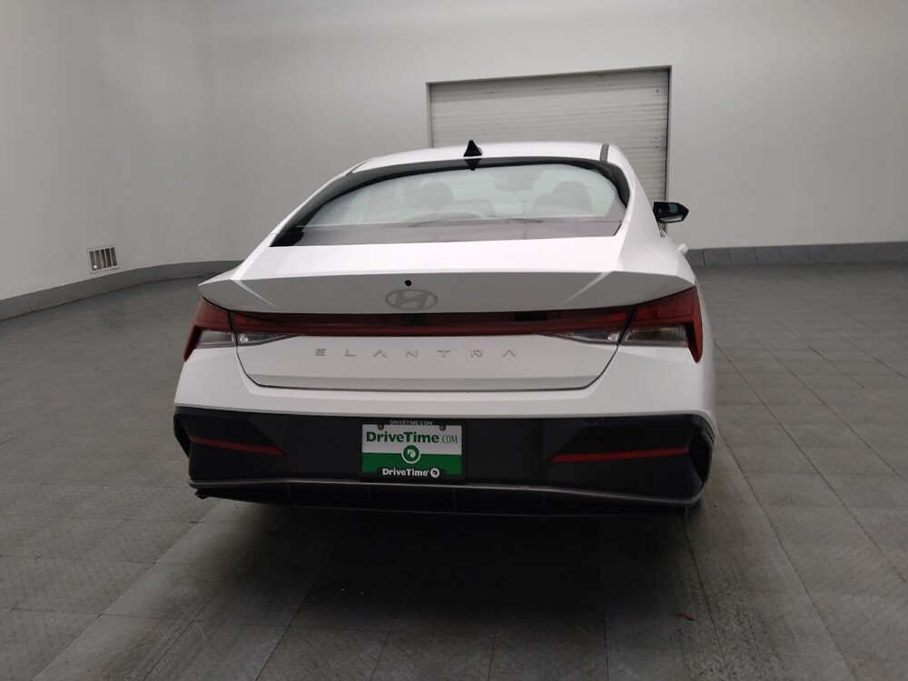 2025 Hyundai Elantra in Union City, GA 30291 - 18114225 7