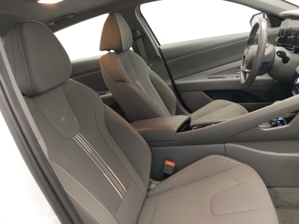 2025 Hyundai Elantra in Union City, GA 30291 - 18114225 21