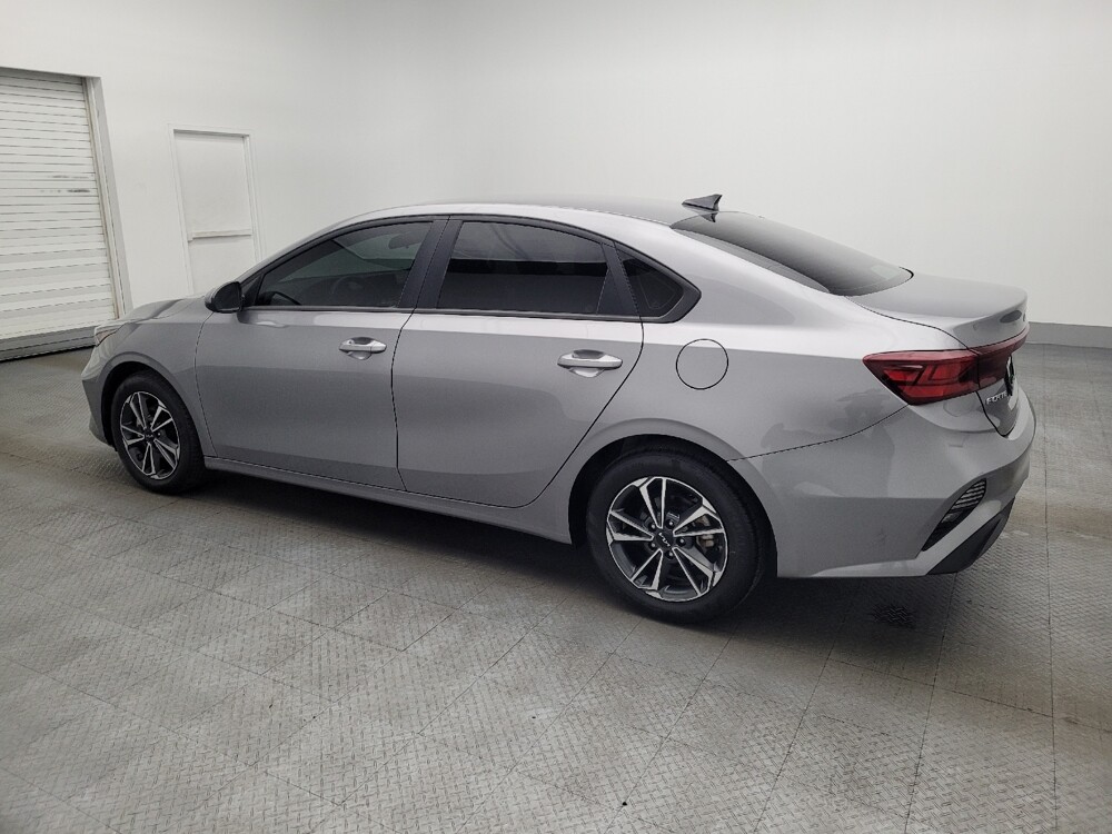 2024 Kia Forte in Greenville, SC 29607 - 18114228 3