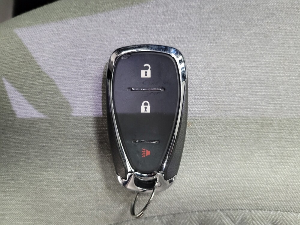 2022 Chevrolet Equinox in Las Vegas, NV 89104 - 18114233 32