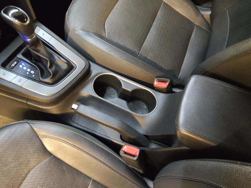 2017 Hyundai Elantra in Charleston, SC 29414 - 18114234 26