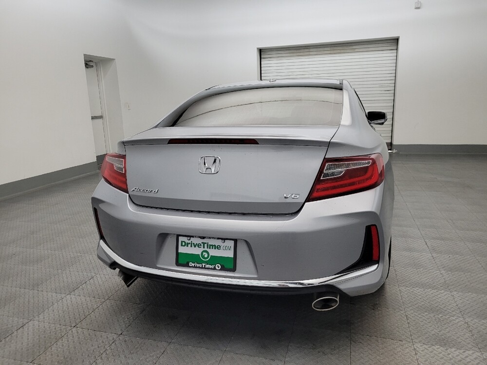 2017 Honda Accord in Glendale, AZ 85301 - 18114236 7