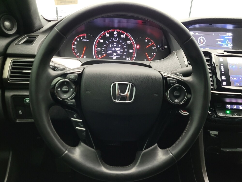 2017 Honda Accord in Glendale, AZ 85301 - 18114236 22