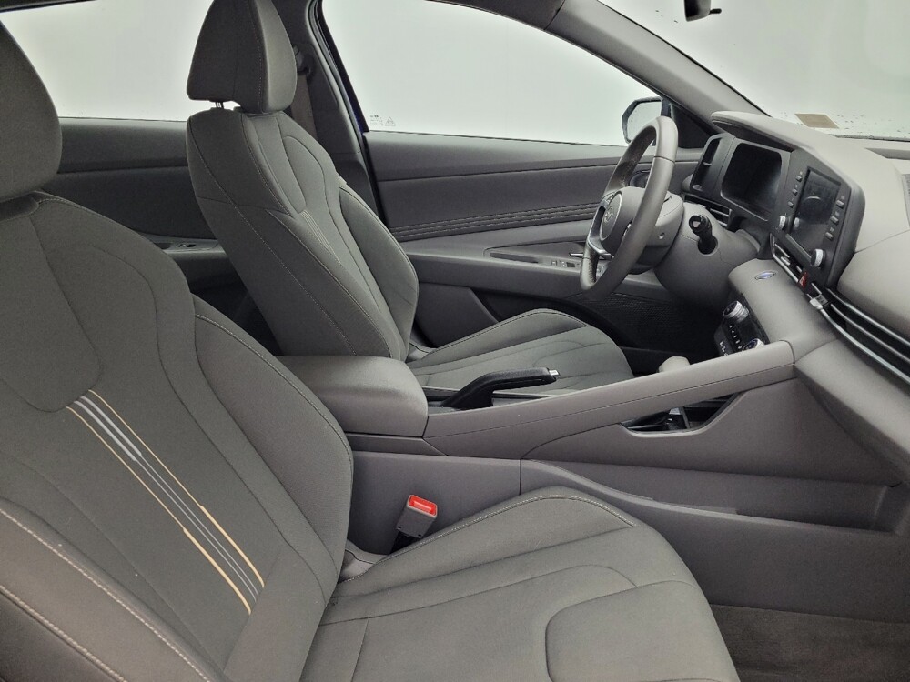 2025 Hyundai Elantra in Columbia, SC 29210 - 18114248 21
