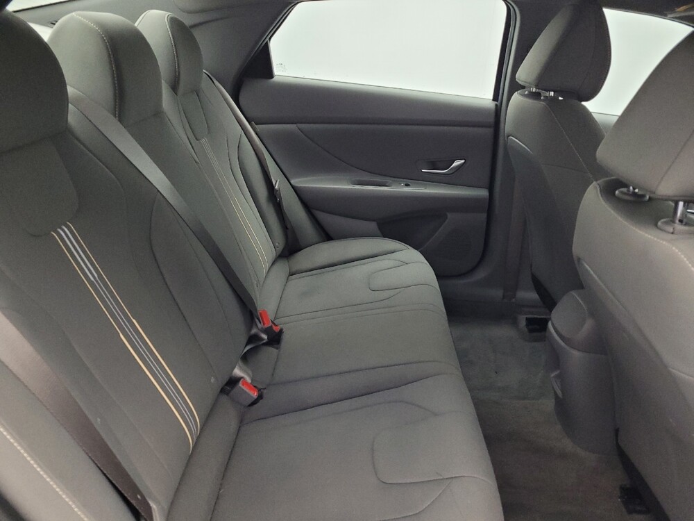 2025 Hyundai Elantra in Columbia, SC 29210 - 18114248 19