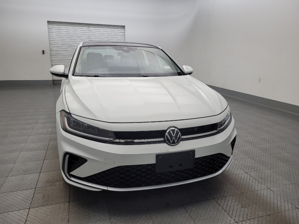 2025 Volkswagen Jetta in Phoenix, AZ 85015 - 18114249 14