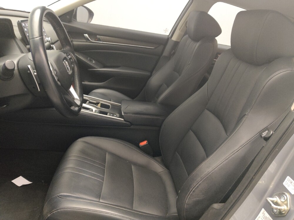 2018 Honda Accord in Union City, GA 30291 - 18114262 17