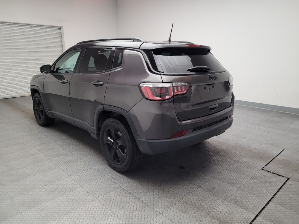 2018 Jeep Compass in Fresno, CA 93726 - 18114264 5