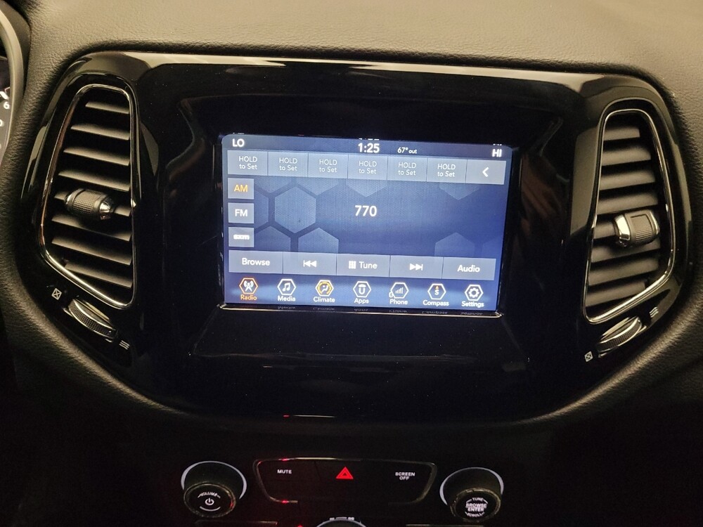 2018 Jeep Compass in Fresno, CA 93726 - 18114264 25