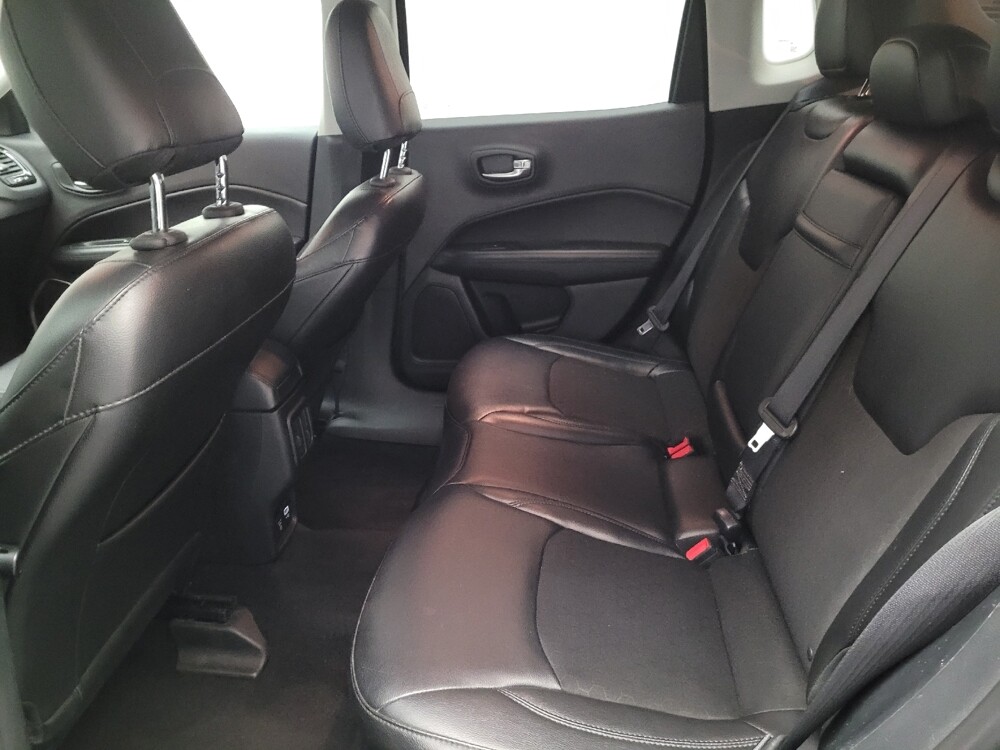 2018 Jeep Compass in Fresno, CA 93726 - 18114264 18