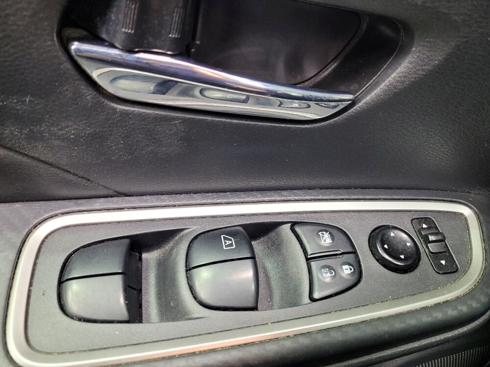 2022 Nissan Versa in Greenville, NC 27834 - 18114270 27