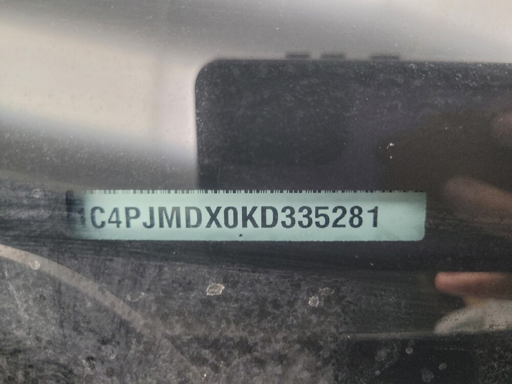 2019 Jeep Cherokee in Ft Wayne, IN 46805 - 18114276 33