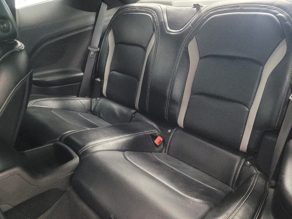 2019 Chevrolet Camaro in Indianapolis, IN 46222 - 18114277 18