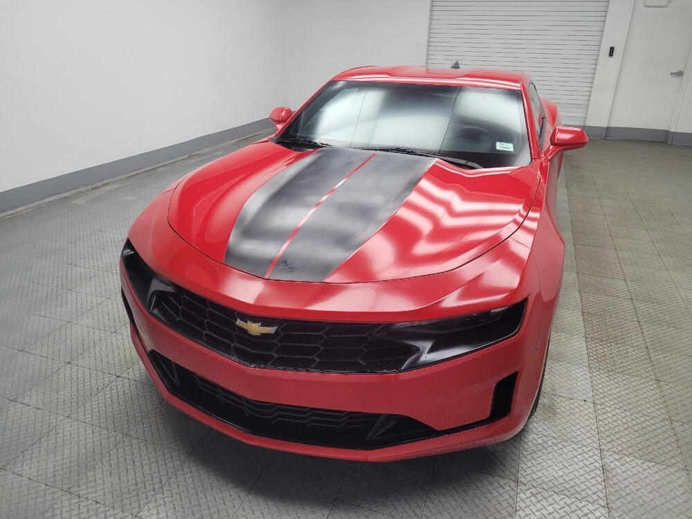 2019 Chevrolet Camaro in Indianapolis, IN 46222 - 18114277 15