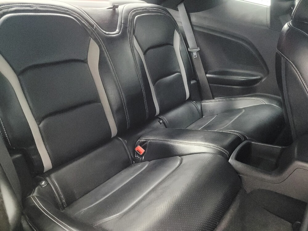 2019 Chevrolet Camaro in Indianapolis, IN 46222 - 18114277 19