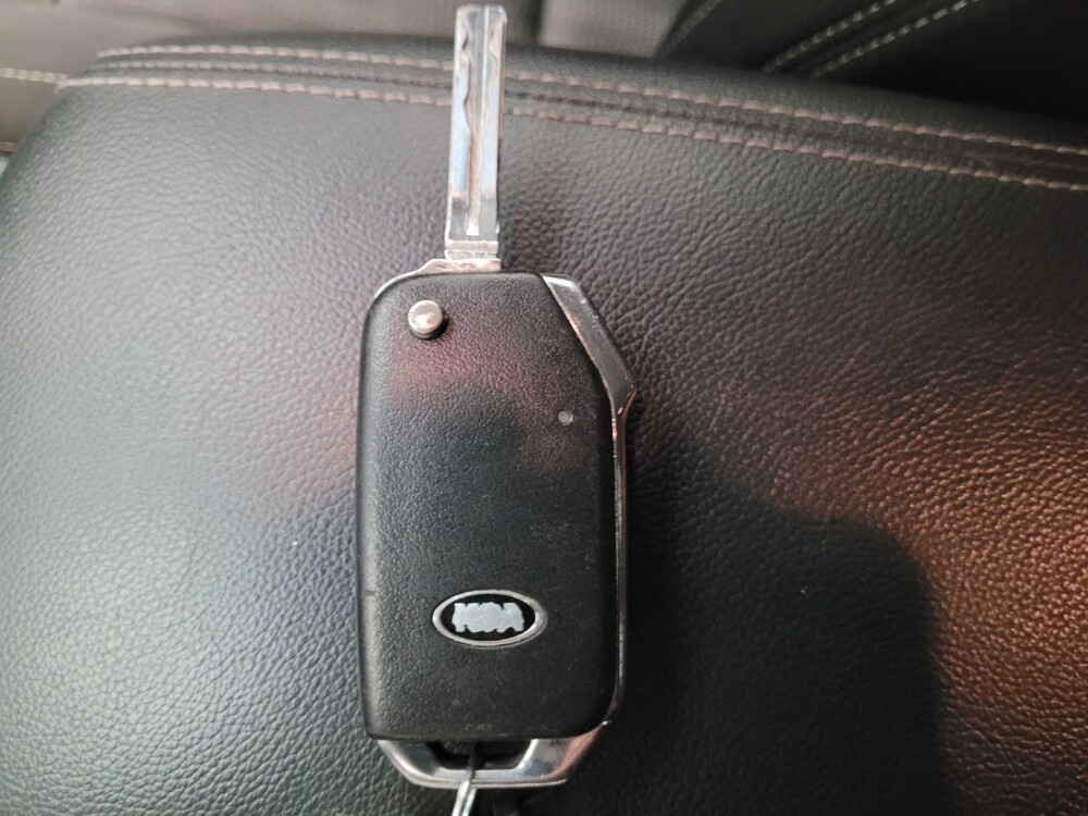 2021 Kia Sportage in Montclair, CA 91763 - 18114279 32