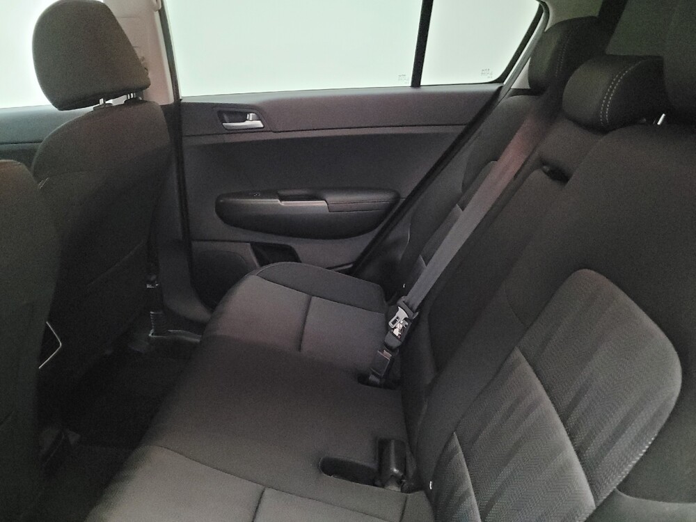 2021 Kia Sportage in Montclair, CA 91763 - 18114279 18