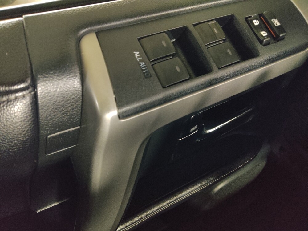 2016 Toyota 4Runner in Knoxville, TN 37923 - 18114280 27