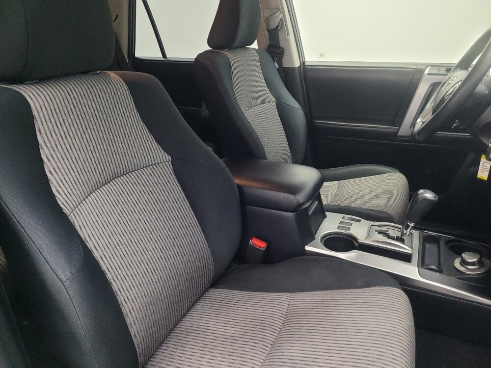 2016 Toyota 4Runner in Knoxville, TN 37923 - 18114280 21