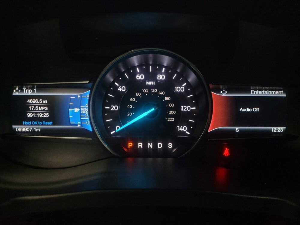 2016 Ford Explorer in Indianapolis, IN 46219 - 18114289 23