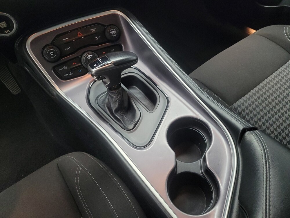 2021 Dodge Challenger in Indianapolis, IN 46219 - 18114290 26