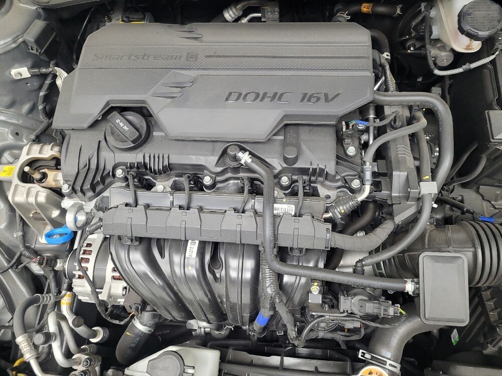 2025 Hyundai Elantra in Antioch, TN 37013 - 18114309 30