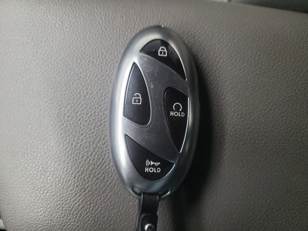 2025 Hyundai Elantra in Antioch, TN 37013 - 18114309 32