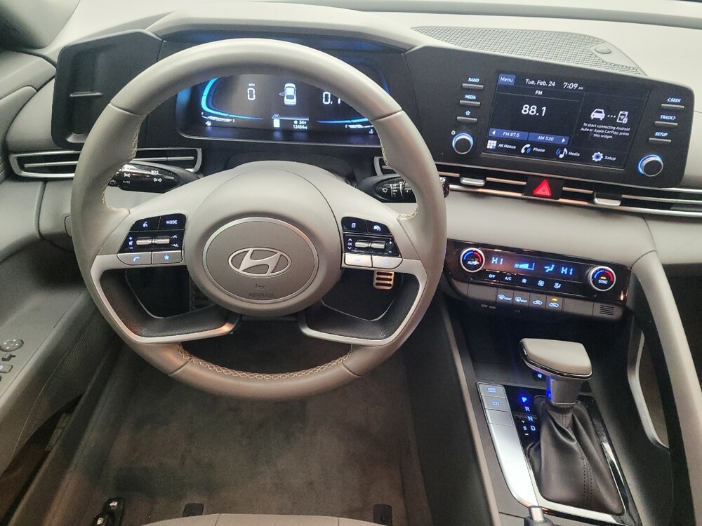 2025 Hyundai Elantra in Antioch, TN 37013 - 18114309 22