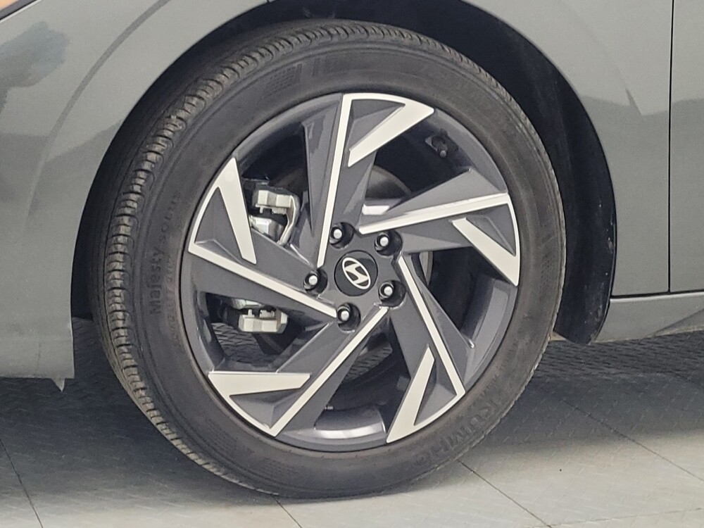 2025 Hyundai Elantra in Antioch, TN 37013 - 18114309 31