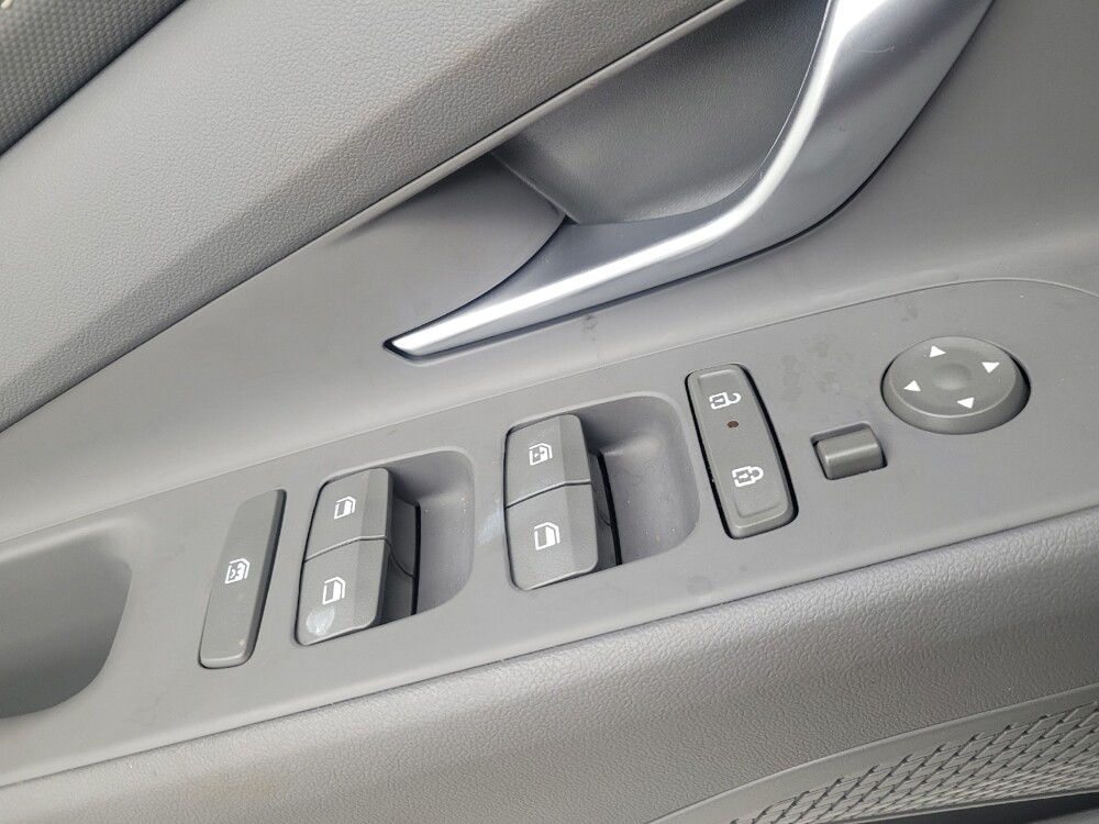 2025 Hyundai Elantra in Antioch, TN 37013 - 18114310 27