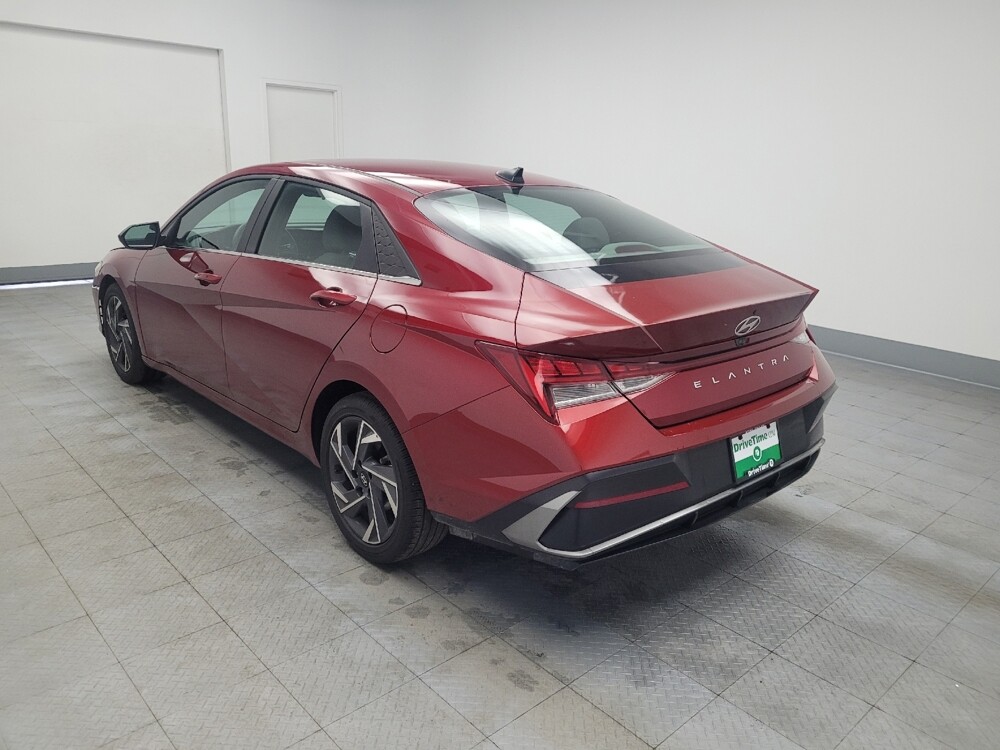 2025 Hyundai Elantra in Antioch, TN 37013 - 18114310 5