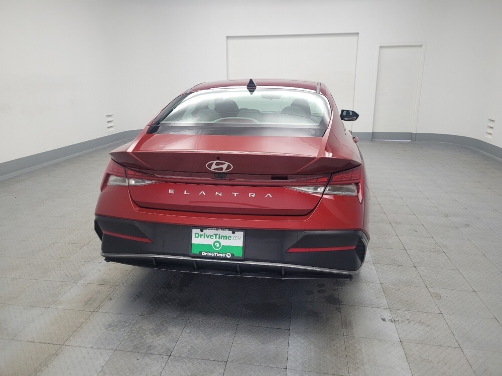 2025 Hyundai Elantra in Antioch, TN 37013 - 18114310 7