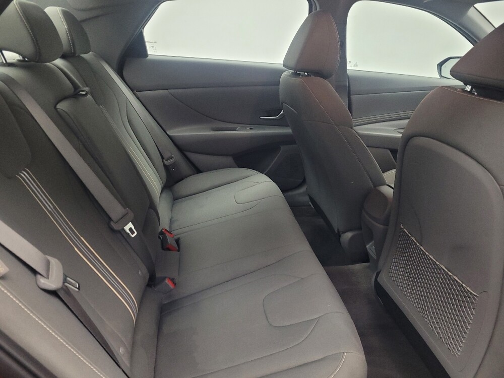 2025 Hyundai Elantra in Antioch, TN 37013 - 18114310 19